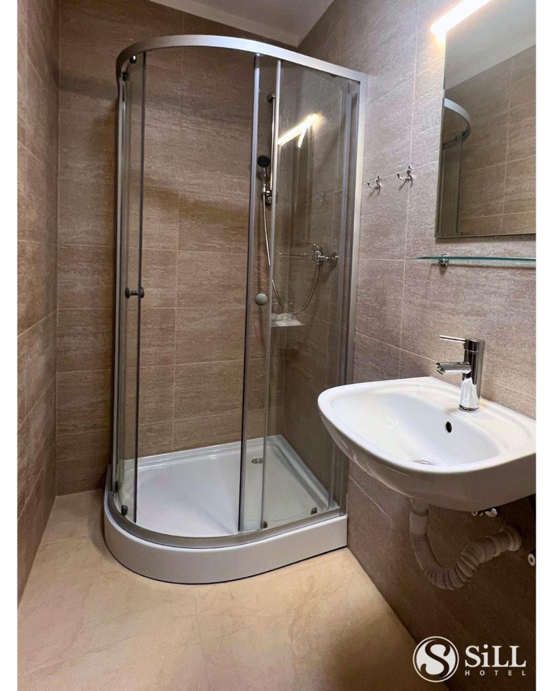 Hotel Sill Kielce Luaran gambar