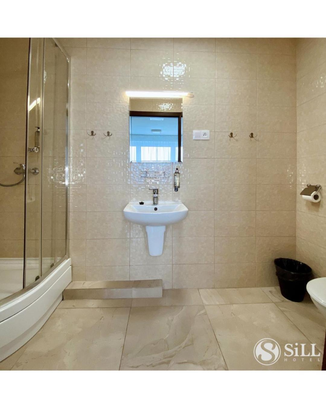 Hotel Sill Kielce Luaran gambar